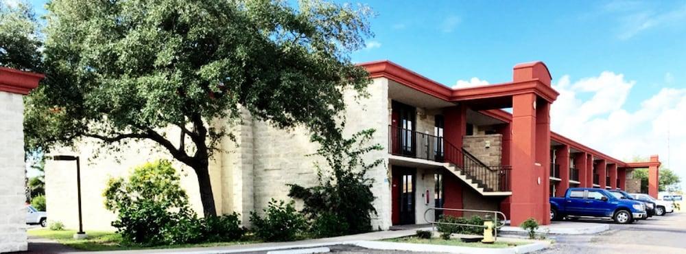 Red Roof Inn Corpus Christi North - Near Downtown Экстерьер фото