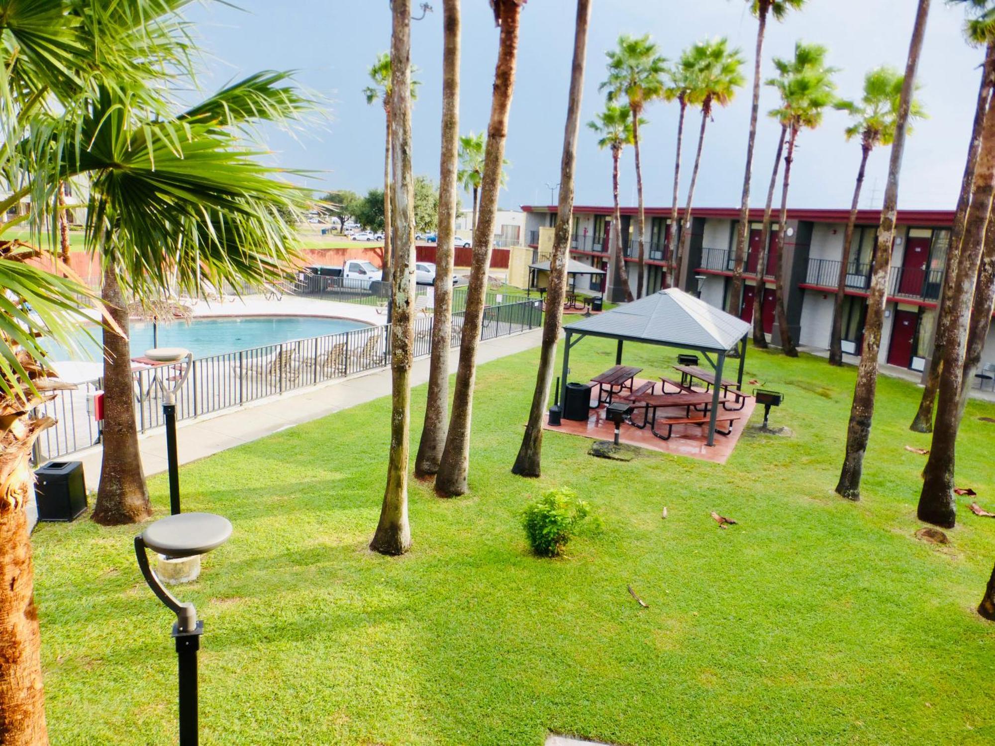 Red Roof Inn Corpus Christi North - Near Downtown Экстерьер фото
